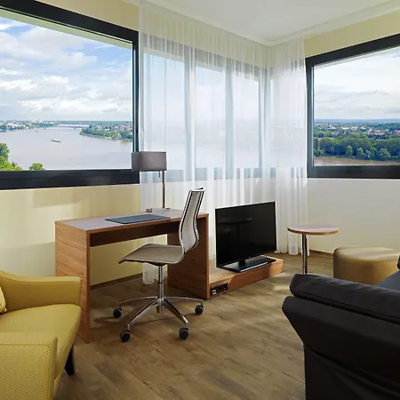 Radisson Blu Hotel, Hotel