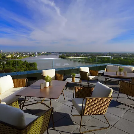 マリオット ホテル 4*