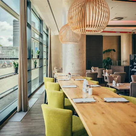 Radisson Blu Hotel, Hotel