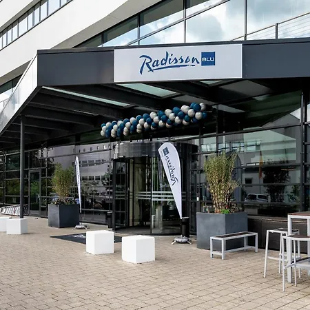 Radisson Blu Hotel, 4*